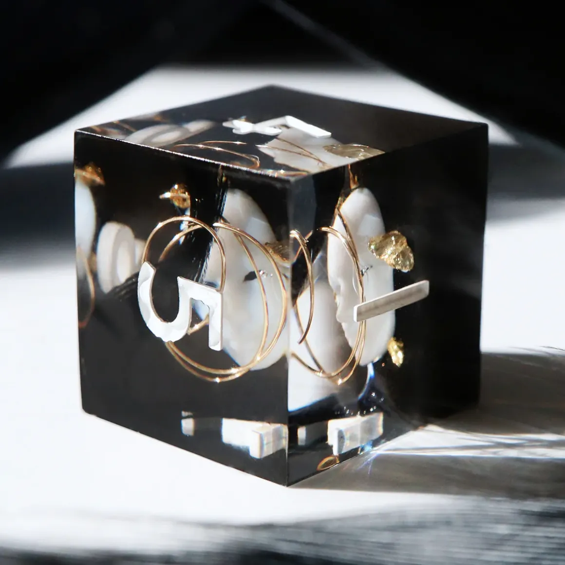 Matron of Ravens Dice Set