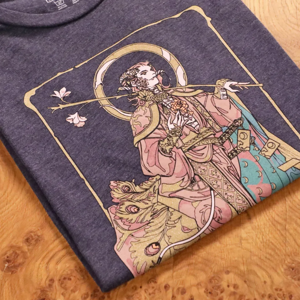 Mollymauk Tealeaf "Long May He Reign" T-Shirt